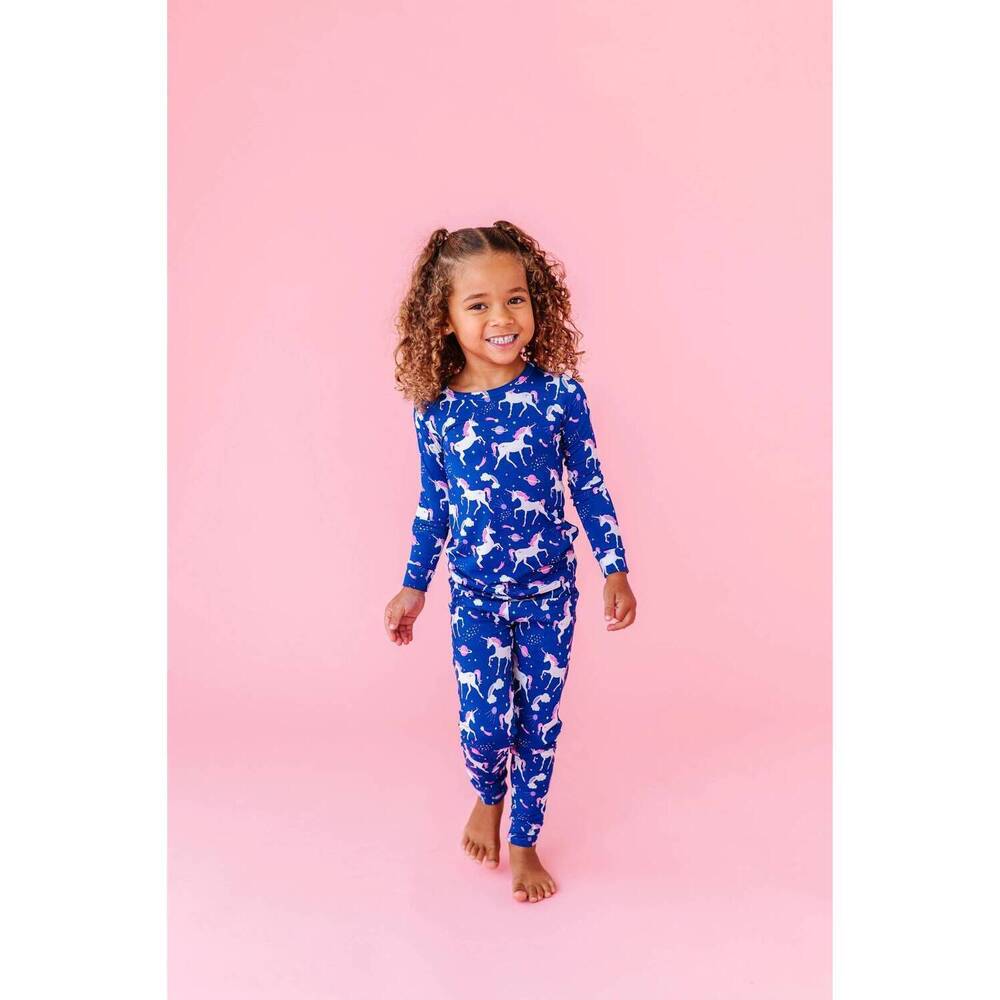 NEW BIRD & BEAN girl's 2-piece cosmic unicorn bamboo pajamas in blue